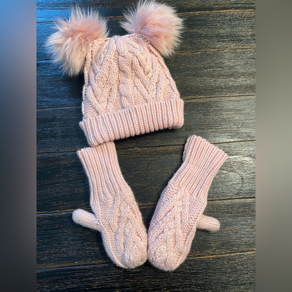 Youth Pink winter hat and glove set